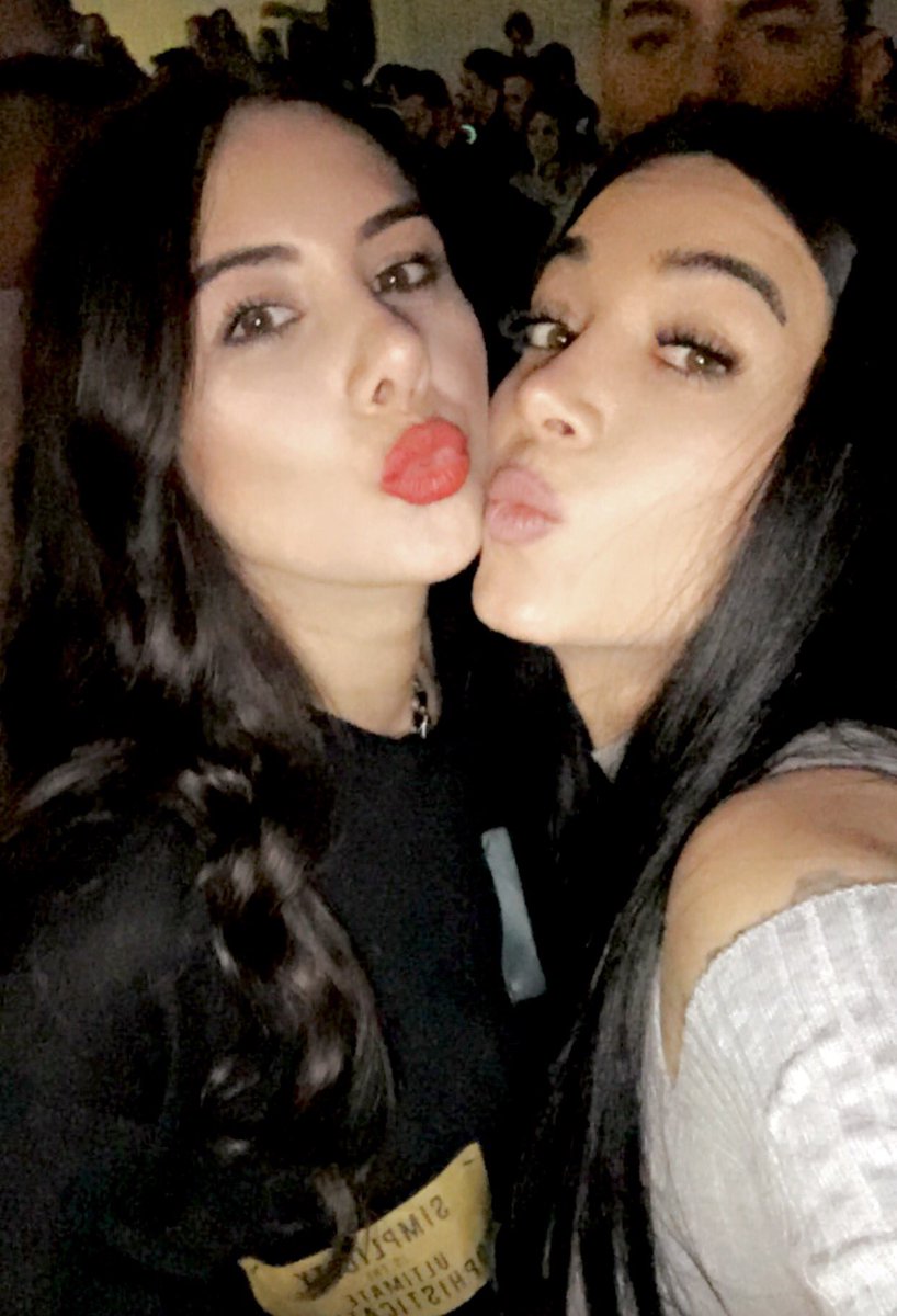 İyi ki doğdun iyi ki varsın dünyam 💕😘