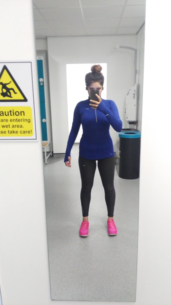 bodymanialtd's tweet photo. #Saturdayselfie @bodymanialtd #happycustomers showing off #results ready to #trimup #shapeup & get #sexy for the #ChristmasCountdown #fitfam https://t.co/Gf6r2uCvJp