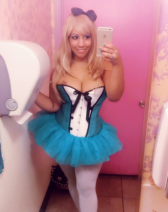 I was on a good one lol https://t.co/4MNpXpwURu<a href="/tag/sundayfunday"class="tags"><span>#sundayfunday</span></a><a href="/tag/camgirl"class="tags"><span>#camgirl</span></a><a href="/tag/nsfw"class="tags"><span>#nsfw</span></a><a href="/tag/tits"class="tags"><span>#tits</span></a>