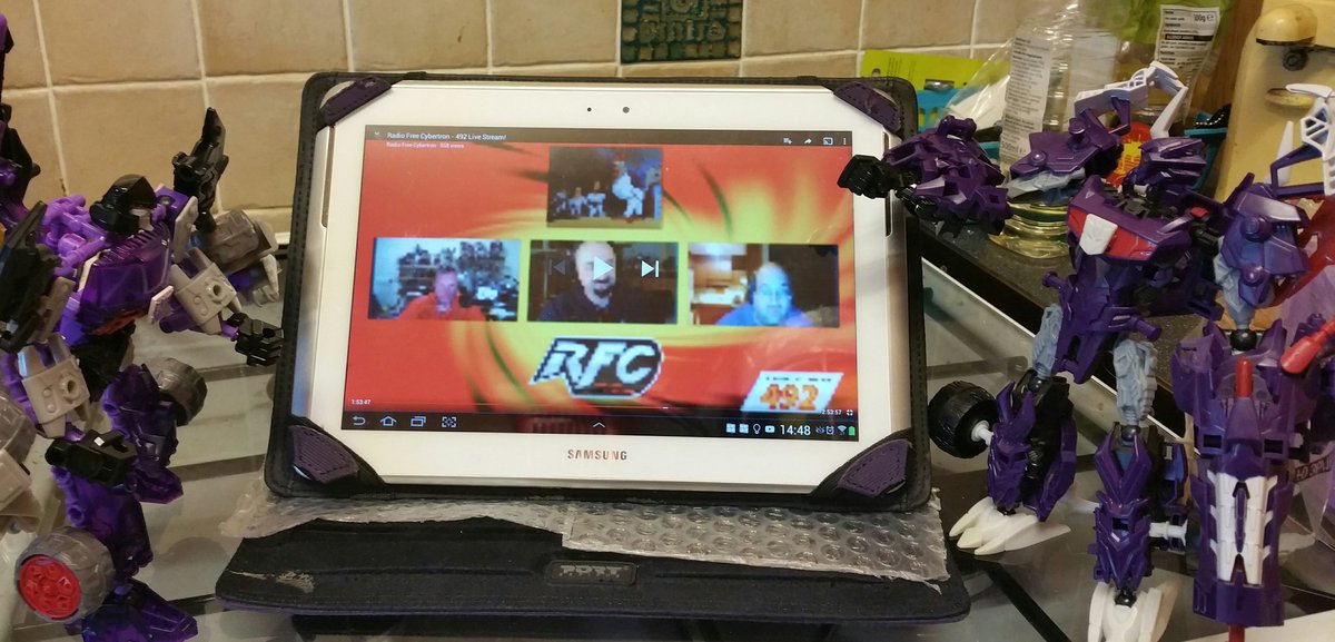 TF_PFoz's tweet image. Not so much #deskbot as #cleanbot...
&quot;I&apos;m watching that, Shockwave. Touch it AND DIE...&quot;