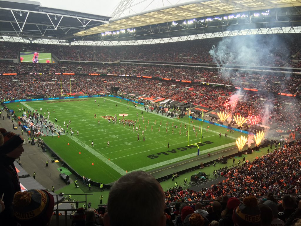 SWBrewery's tweet photo. Could get used to this! The UK NEEDS a franchise! #nfluk #@nfluk #nfl #wembley #WASv CIN https://t.co/qSe5ZX3Dqm
