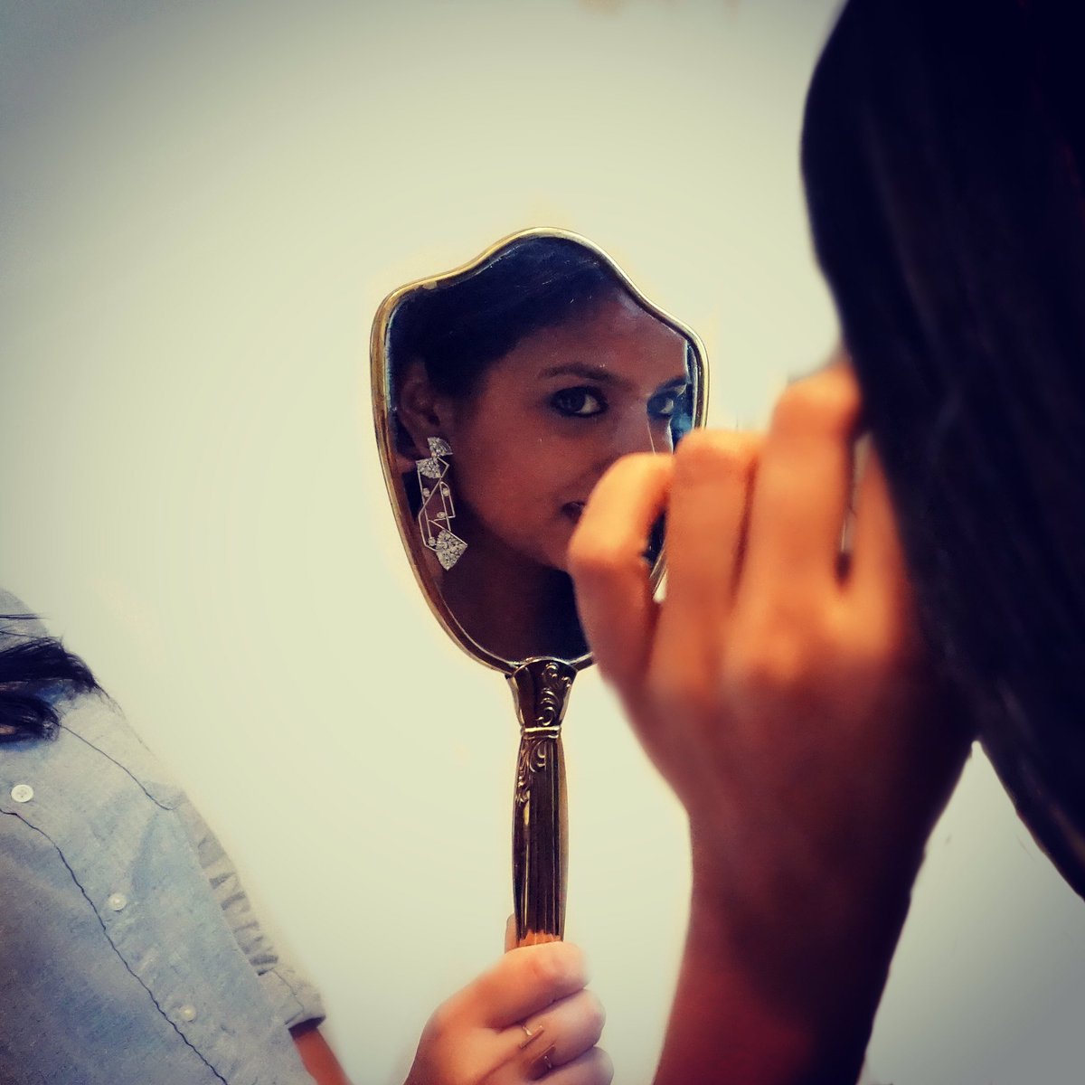 enviesimaya's tweet photo. On our way to @oheka to make you feel like a queen #bridalshow #queen https://t.co/Am1ZmlAuZc