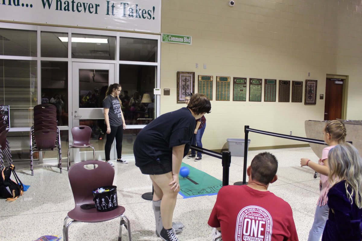 VBHSCIA's tweet image. The Fall Festival! #pointerpride