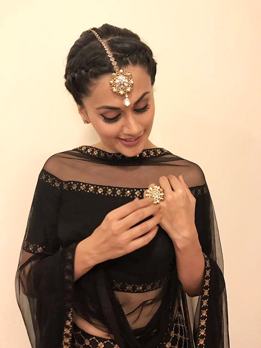 taapsee pannu black dress