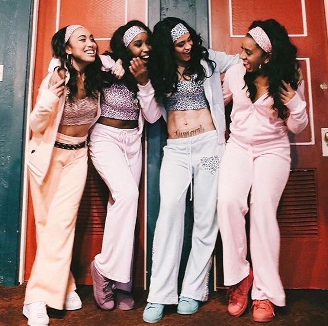 summersm1th's tweet photo. FRIENDSHIP GOALS AF https://t.co/MY3FDqwPGT