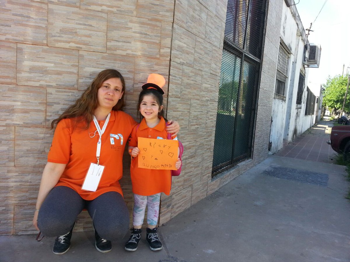 yael1712's tweet photo. @rm_volveras naranjas y Naranjita!!!! @RM_Team @ricky_martin #ventepaca #0wt https://t.co/TAv67HkOXO