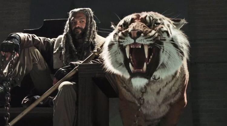 SliceOfHorror's tweet image. It's #WalkingDeadDay !!!!!

Retweet if you'll be tuning in for #TheWalkingDead tonight! We'll finally be meeting King Ezekiel! @kharypayton