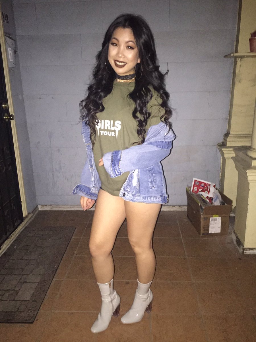 _lovejas3's tweet photo. We love Halloween 🎃🎃🎃 https://t.co/wM6Vc0v5C8
