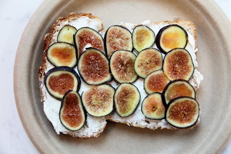 Fig-and-ricotta toast, <a href="/Orwashers/">Orwashers</a>, Amsterdam Ave., Manhattan