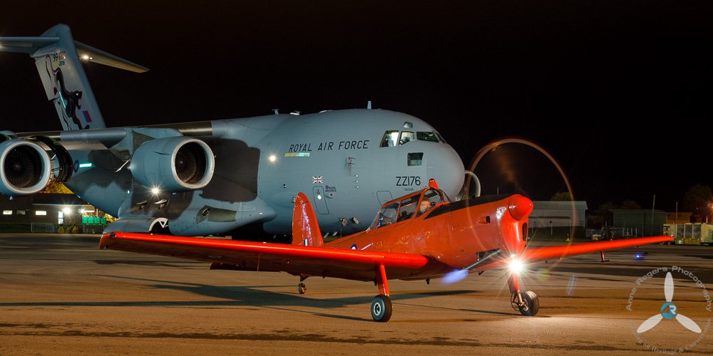 annerogersphoto's tweet photo. The 'Royal' Chipmunk @RedWP903 shows @RAFBrizeNorton's C-17A ZZ176 that she may be small but she is FIERCE! #BrizeNightShoot https://t.co/gJaNtcngaw