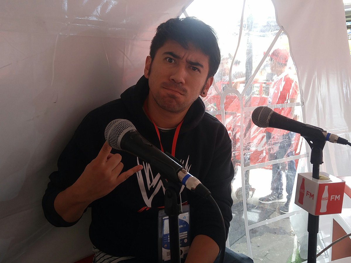 CocaColaForMeCo's tweet photo. Hoy un nuevo día en el #SOFA2016 desde la tarima #InterfansCCFM con @JuanpaLaguna Al Aire en https://t.co/7P7D305uOF https://t.co/lfHBIgtKDG