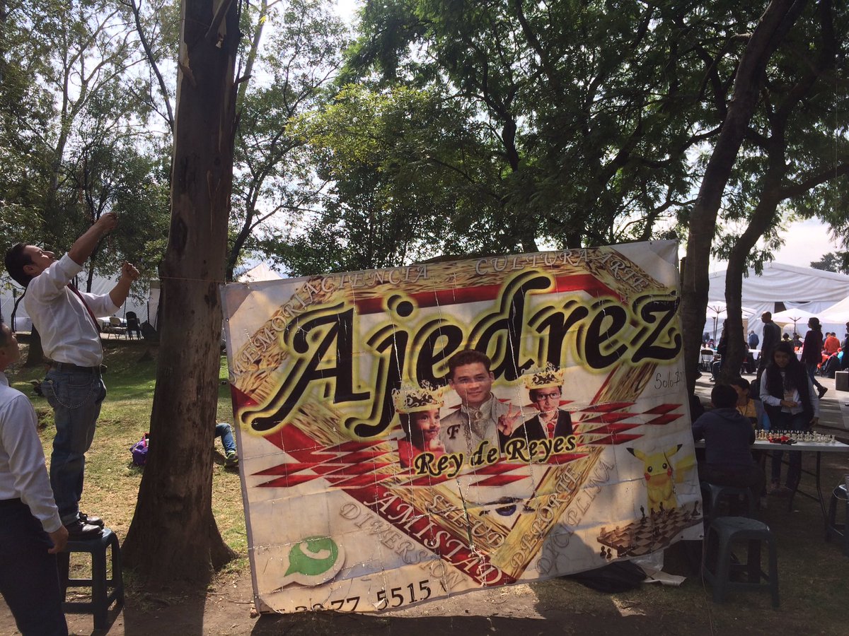 FernandotlSUR's tweet photo. Decenas de niños y adultos participaron hoy en el último día del Encuentro de Ajedrez Educativo, en el Centro Cultural Universitario https://t.co/qV6JDBL2Bw