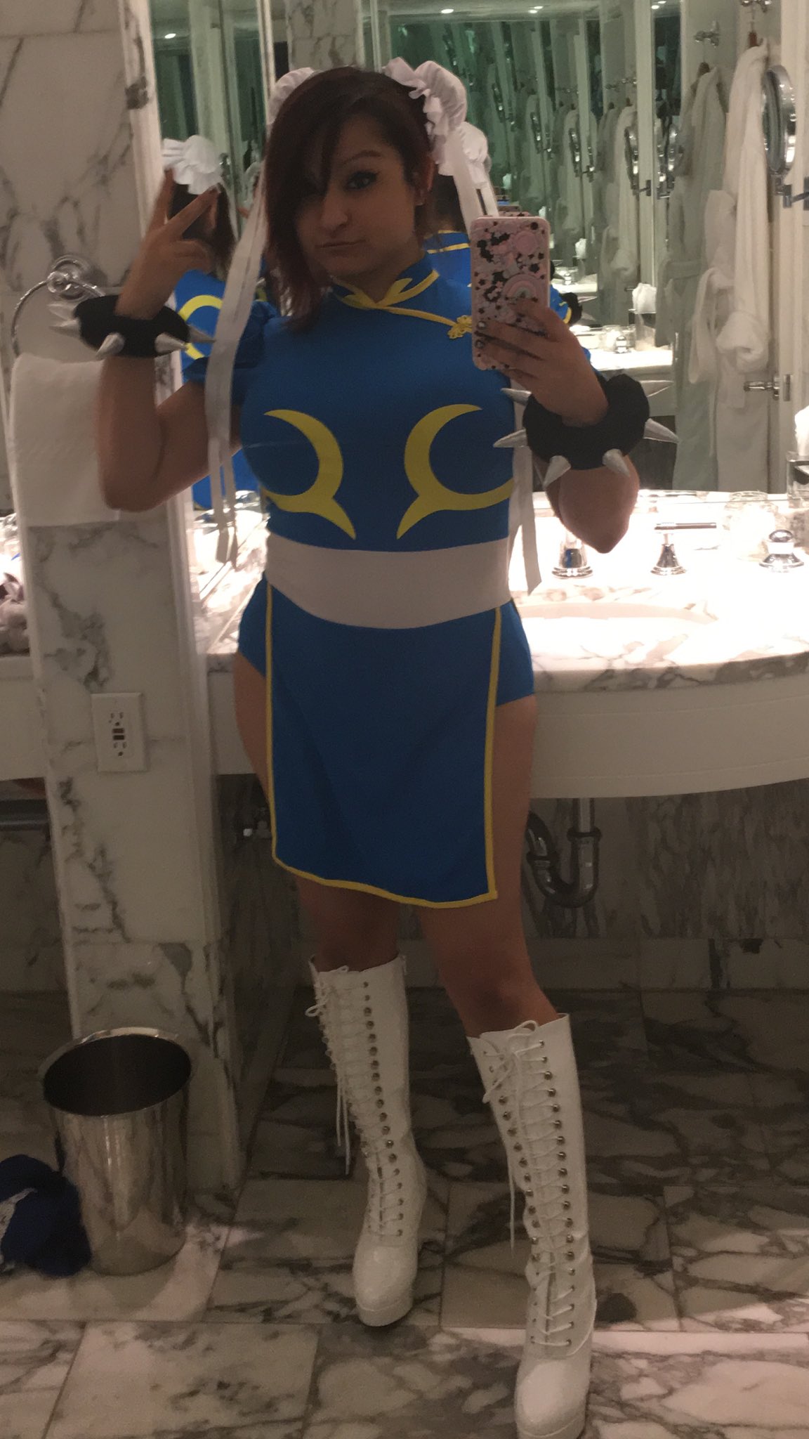 Aphmau on X: "Went to an awesome Halloween Party last night and decided to go as Chun-Li https://t.co/0UfBpPfoN7" / X