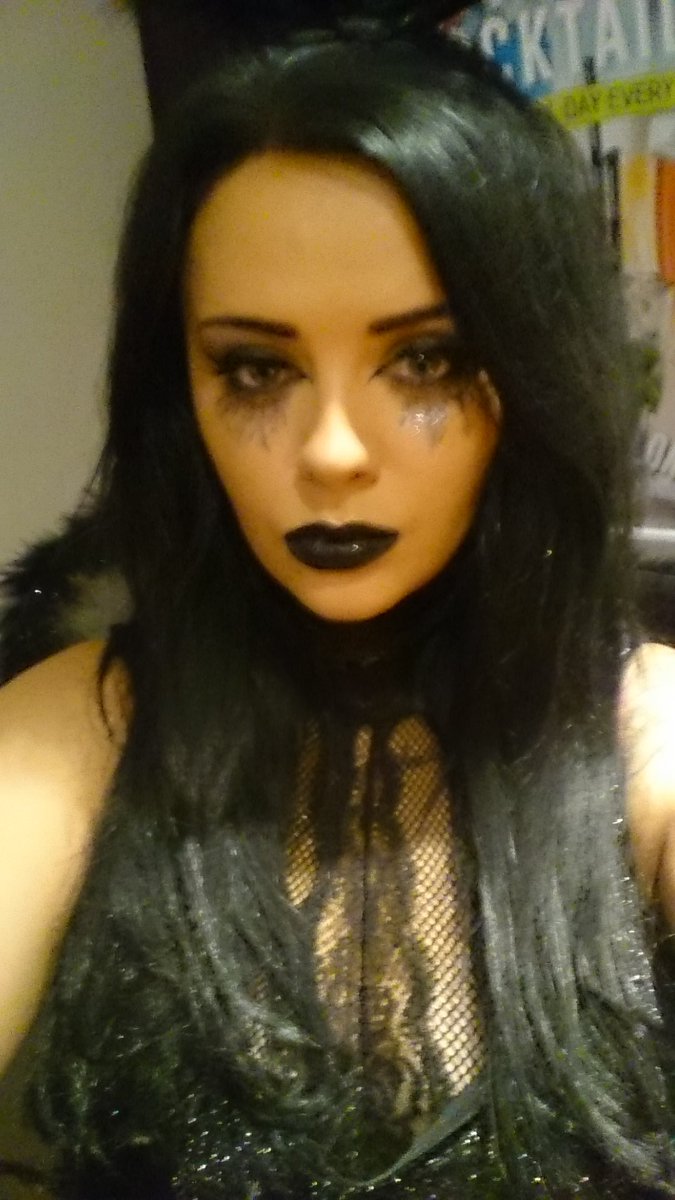 toni_roche's tweet photo. Leeds 🎃 https://t.co/BdXwmqcUq4