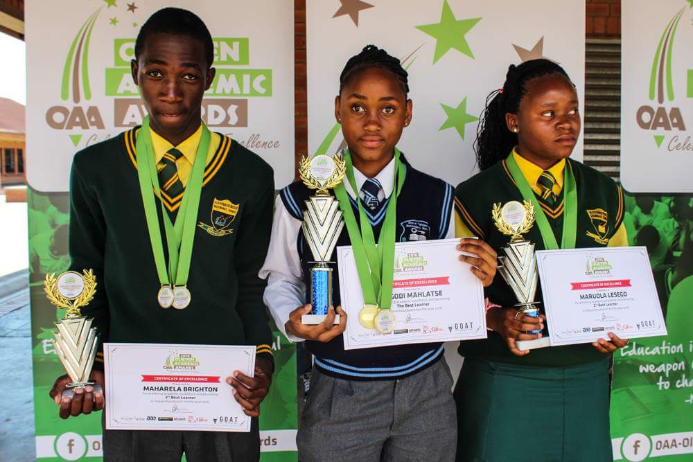 TrainingMGS's tweet image. #OAA2016 top three
1. Legodi Matlhatse 
2. Makgola Lesego 
3. Maharela Brighton

#MGSTraining is proud to sponsor training