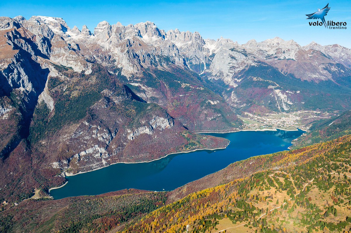 VoloLiberoTrent's tweet photo. #paragliding #Trentino #vallelaghi #lagodigarda #Dolomiti
Foto: @WalterSegnana https://t.co/oYRGpbVQEL