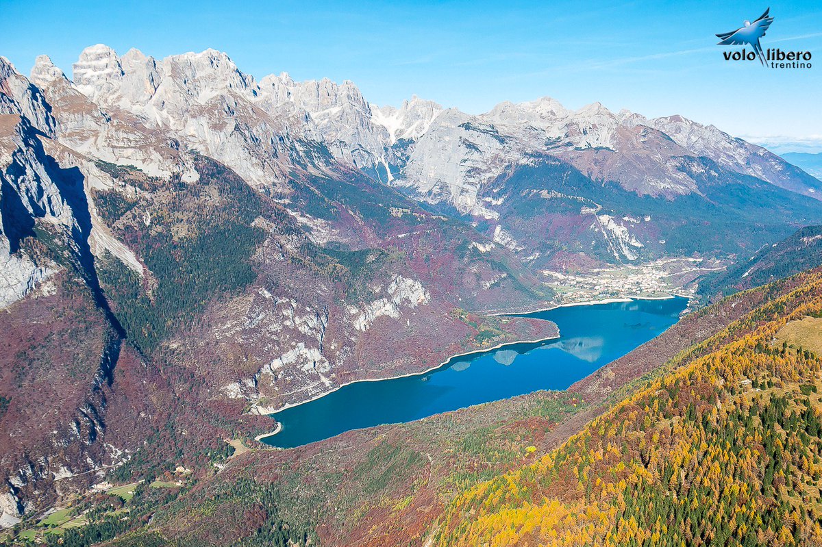 VoloLiberoTrent's tweet photo. #paragliding #Trentino #vallelaghi #lagodigarda #Dolomiti
Foto: @WalterSegnana https://t.co/oYRGpbVQEL