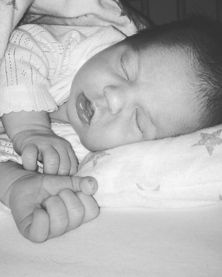 MarteAnne's tweet photo. #mybaby #baby #love #Hapiness  #oneweek #family  #babygirl❤️❤️❤️❤️ https://t.co/jeWkEoBo7c