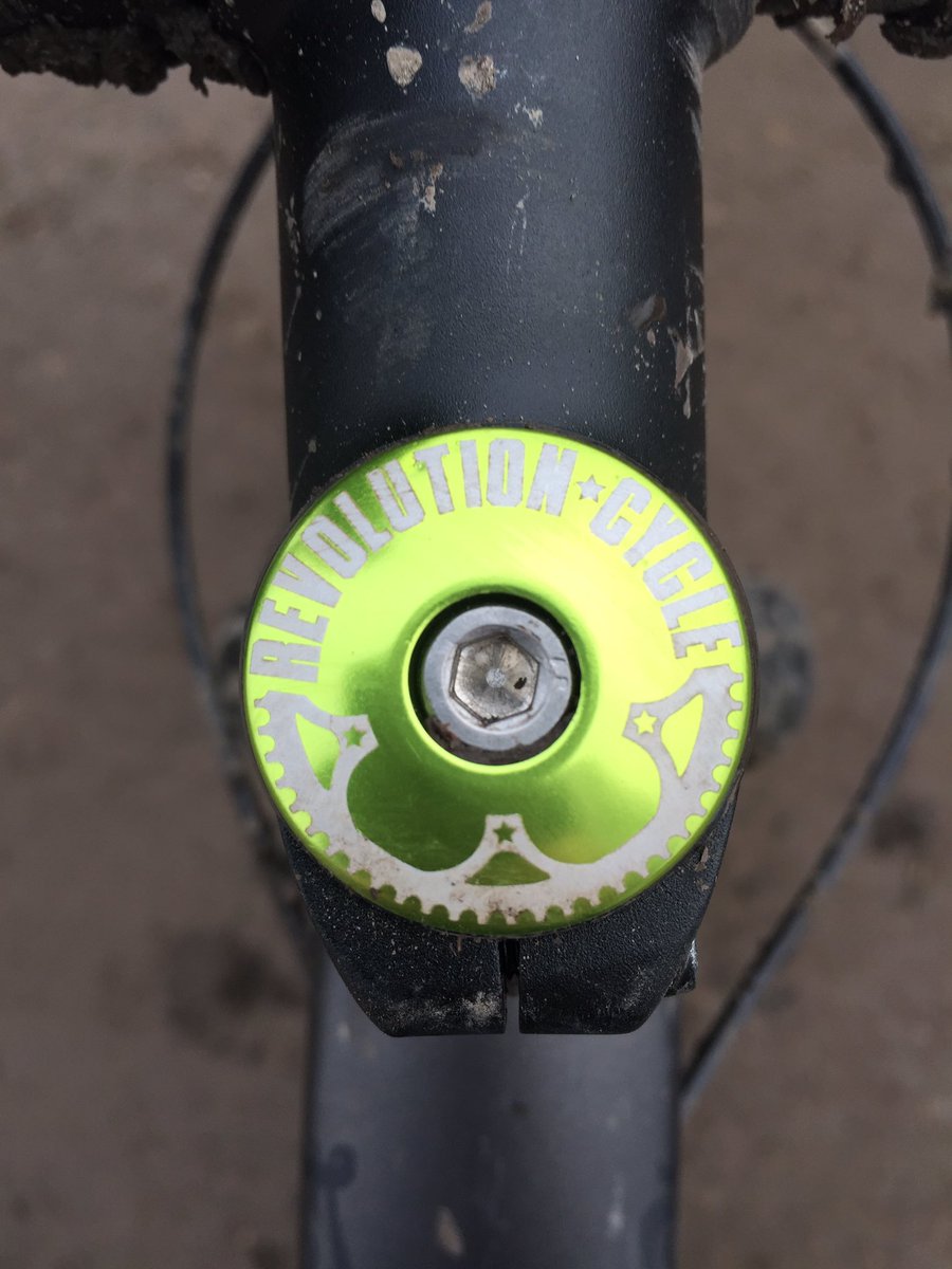 BASimonHajjar's tweet photo. 2 sweet 🚲's meant to be together, on shop floor &amp; on trails.  @RevCycleYEG #happycustomer https://t.co/0ghp29pBlg