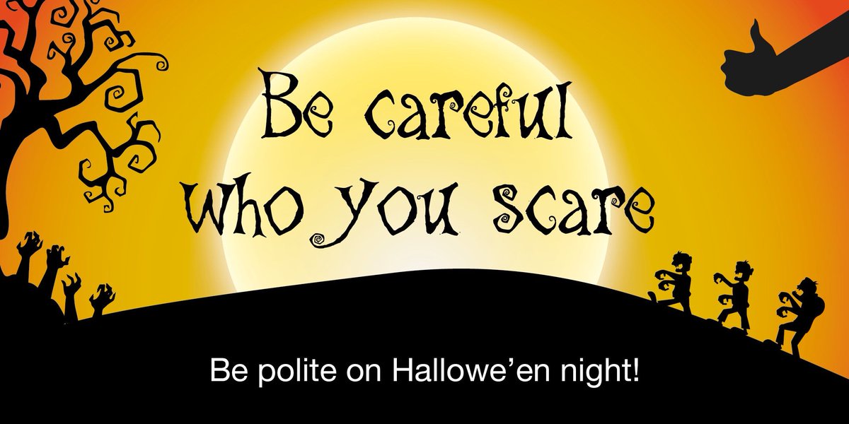 sussex_police's tweet image. BOO! Gotcha 👻 Have fun this #Halloween but #BeCarefulWhoYouScare. Please respect &apos;No Trick or Treaters&apos; posters!