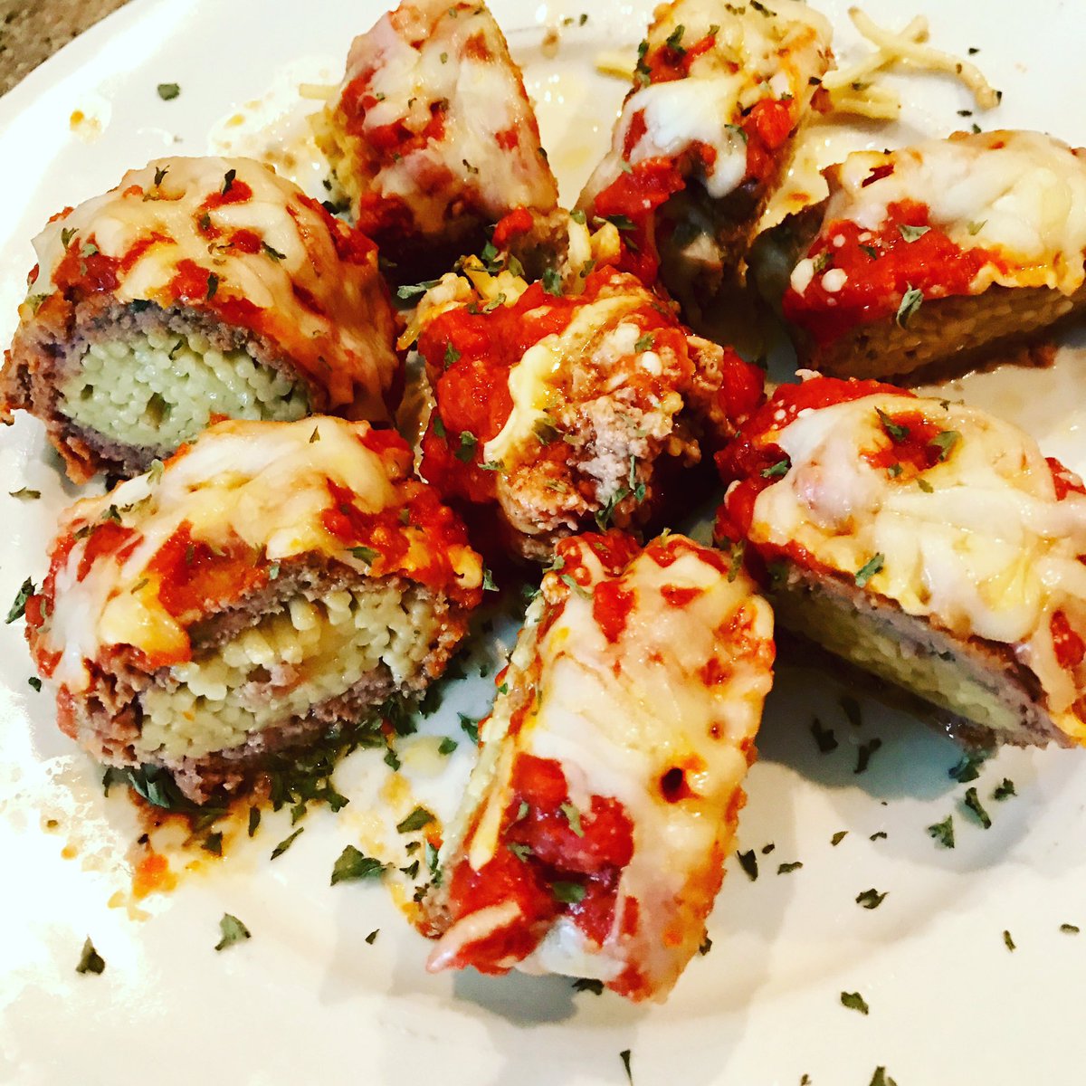 staceybeth69's tweet photo. Italian Sushi Rolls! Great Job @stoughton_ray you've outdone yourself on this meal. #italiansushi #manga #delicious #LikeHowYouRoll https://t.co/aC7lSnehM9