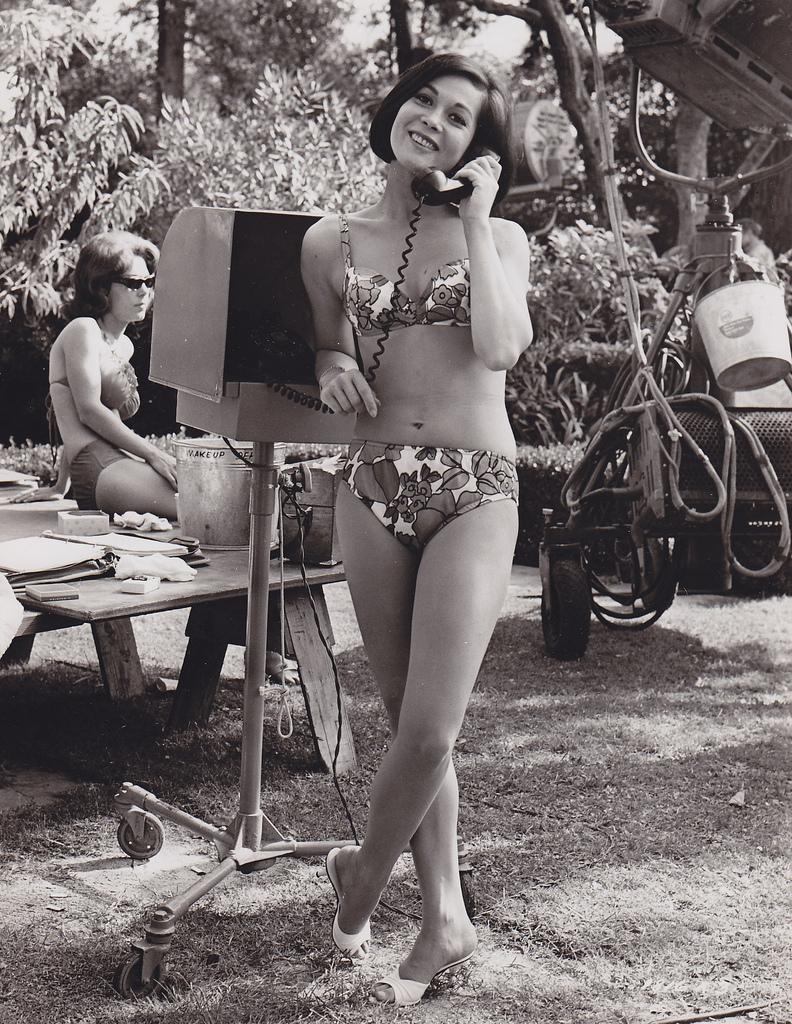 Nancy kwan sexy