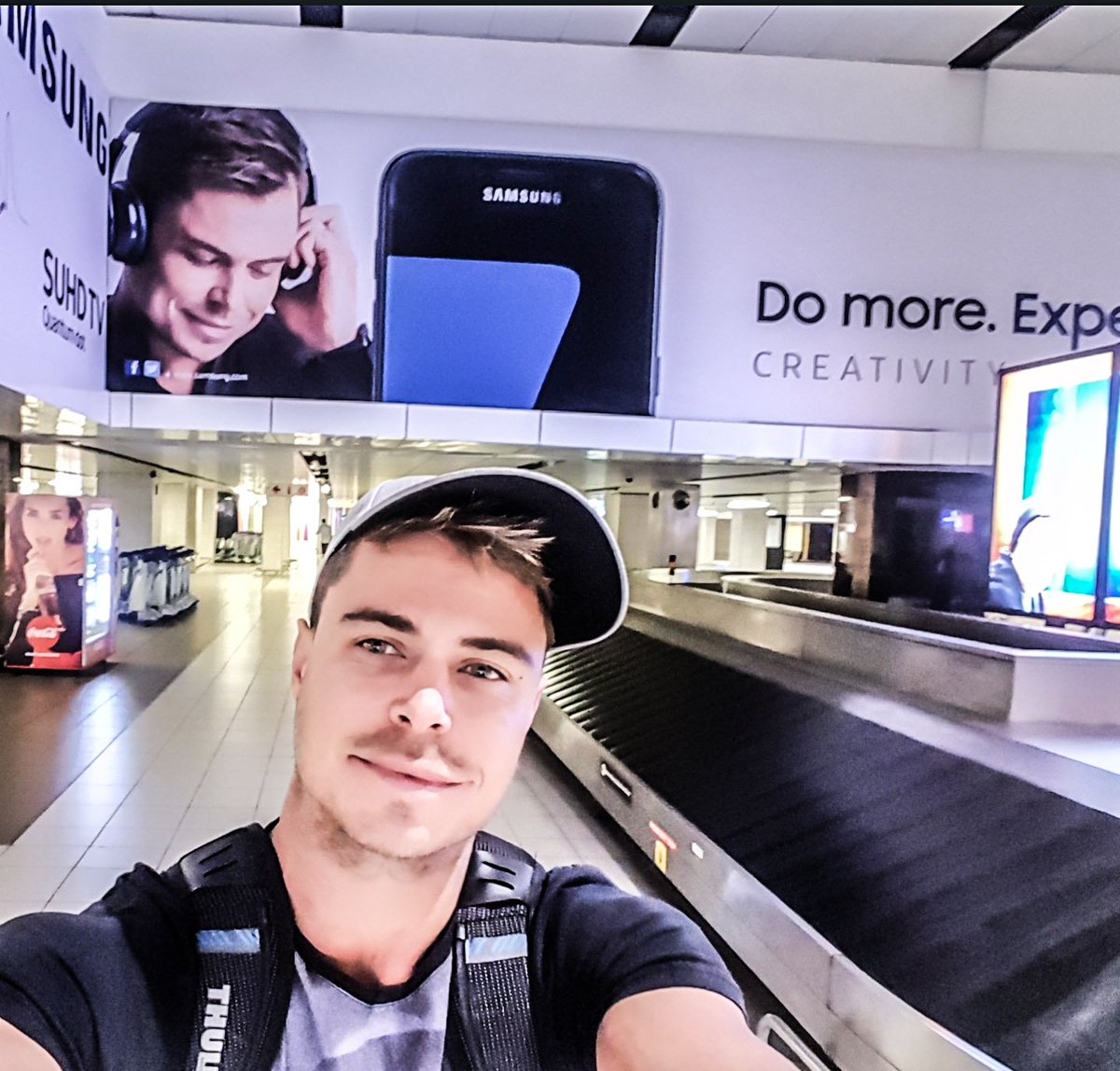 bobbyvjaarsveld's tweet photo. Today I took a #selfie with myselfie 😎 @ortambo_int ... Weird but so cool seeing my face there. #Thanks @SamsungMobileSA @SamsungSA https://t.co/PPQVFBxpEB