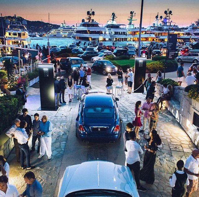 lifetipsmentor's tweet photo. Arriving in style 👌 https://t.co/S230YE5emN