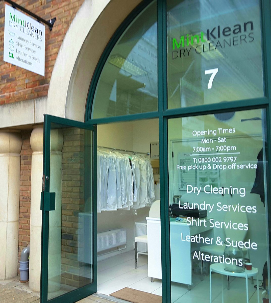 Mintklean New Drop off Dry Cleaning Shop  #drycleaning #laundry  #canarywharf #crossharbour #isleofdogs #eastlondon mintklean.com