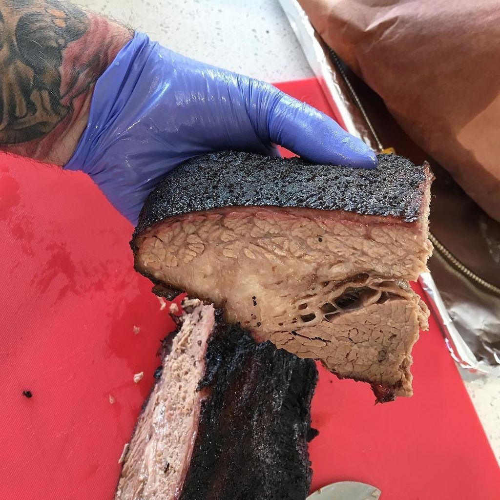 toddcowles01's tweet photo. Oh my. #bbq #brisket #brisketmafia #smokedmeat #pitmaker #pitmaker_nation #foodporn #creek… https://t.co/RubJgQoe7t https://t.co/uh71SJpXp0