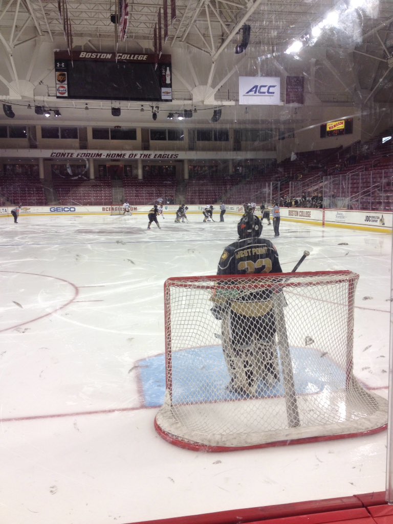 bcclubgolf's tweet photo. Let's go @bcclubhockey #BeatArmy #moment2match @BCClubSports https://t.co/PaiSJk2qwU