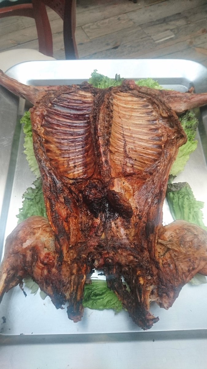 CasaHevia's tweet photo. ¿Ya sabes dónde comer hoy? Ven a probar nuestro cabrito al pastor.
¡Te encantará! https://t.co/qzyFSbFYzP