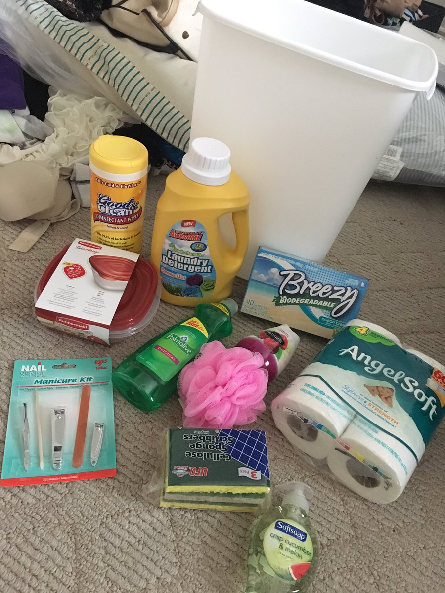 j3ssicaashleyy's tweet photo. Idk what I'd do w/o my baeff. Ty for getting me a bunch of little stuff for my new place. ilysm 💘 #BFF #BAEFF @_anicajanine https://t.co/VEDLubCFQg