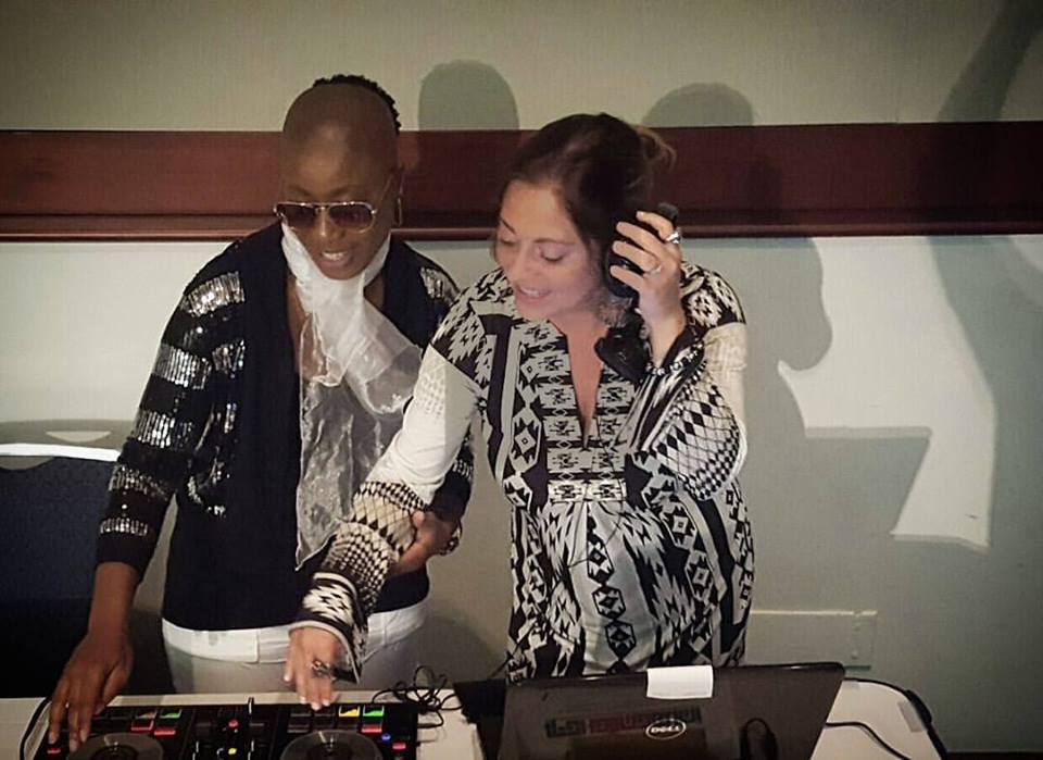 MsBumiBenjamin's tweet photo. Kicking it with Katrina @boston_proper  at @WomenEmpowerx  this past October 15th #LA #Miami #NYC #Music #EDM #EXPO #Fashion #festival https://t.co/ZXzGFsebFH