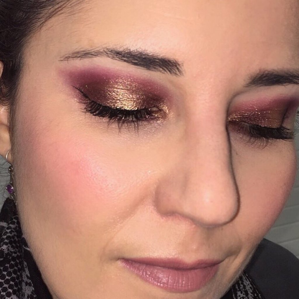freedommakeupes's tweet photo. Un look luminoso y precioso con la paleta Rock and Roll Queen #Bestseller Gracias Eva 😍👏🏼👏🏼👏🏼😘Repost @evamcobos https://t.co/8PDpBxGlIf