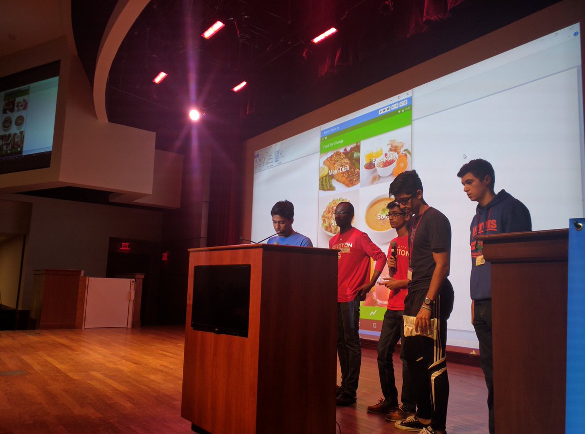 MLHacks's tweet photo. Food for change. A mobile app to help you know what's healthy in your pantry. @UH_CodeRED https://t.co/tGDXgy5Sd1