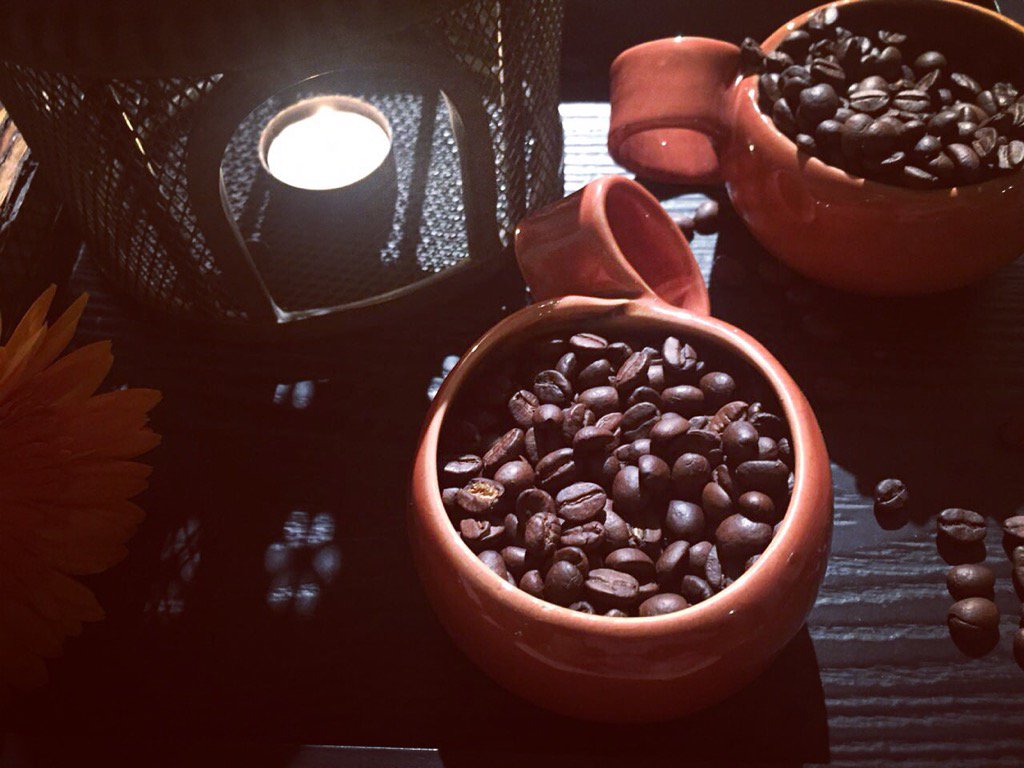 BeansBaba's tweet photo. A Very Warm and Happy Diwali to you all :) #diwali #staycaffeinated #getyourdopamineon #babasbeans https://t.co/HJwjX9tdNH