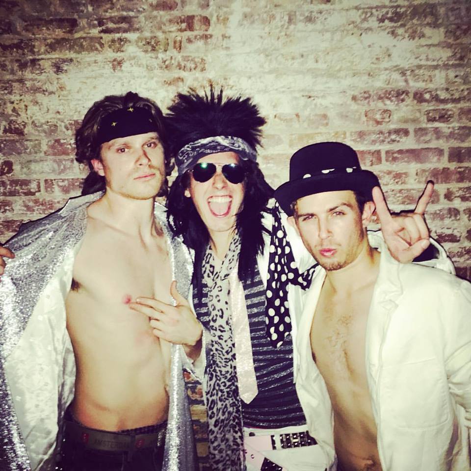 raisedontv's tweet photo. @raisedontv went #80srock last night! Great show! Thanks to #vertventures #dinobones #bfg #thealleycrabs #zado #shakethedeck #nuclearchild https://t.co/URHtoaUp5X