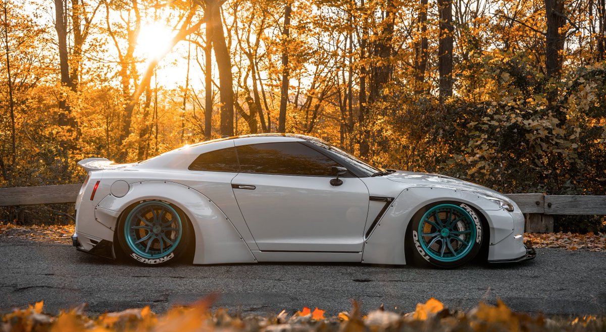 Nissan's tweet photo. No pumpkin spice here. 
#Fall #OMGTR #R35 
📷@zuumy https://t.co/JIPMzgCOHV