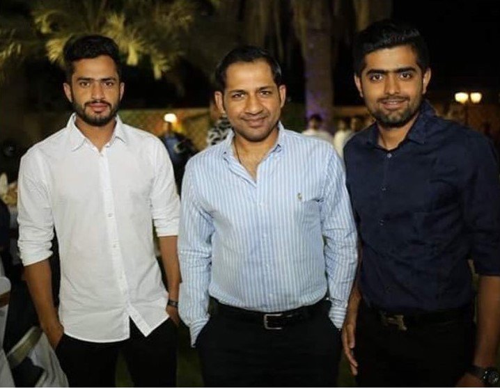 BabarAzamFC's tweet photo. @babarazam258 with @SarfarazA_54 and @mnawaz94 https://t.co/f3ABbBxtvC