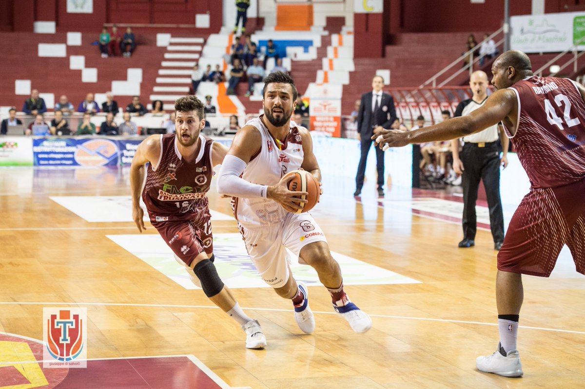 PallacanestroTP's tweet photo. https://t.co/xMthWYNXXn 
Grande vittoria per i ragazzi di #Ducarello. 
@LNPSOCIAL #EnjoyGranata https://t.co/ldSuysngg1