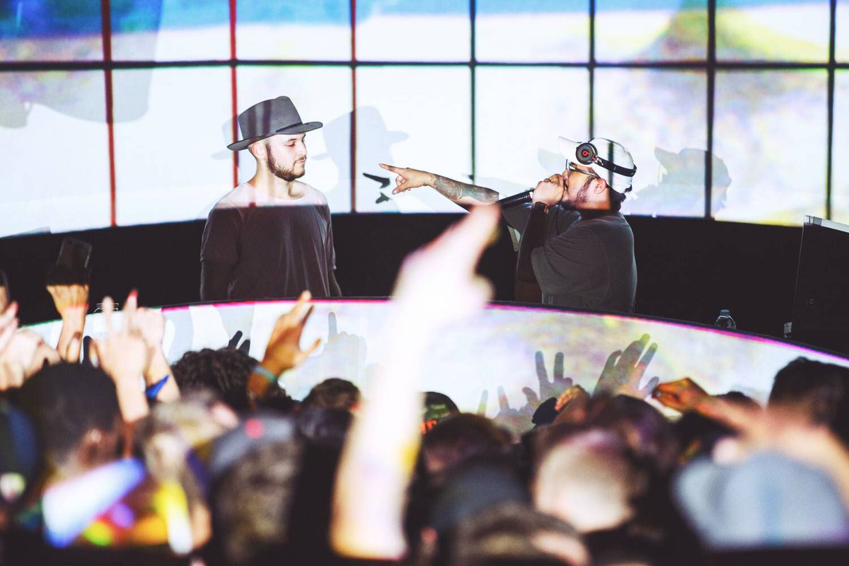 GET OUT AND VOTE NEXT WEEK!! IT'S IMPORTANT. TELL A FELLOW GOON