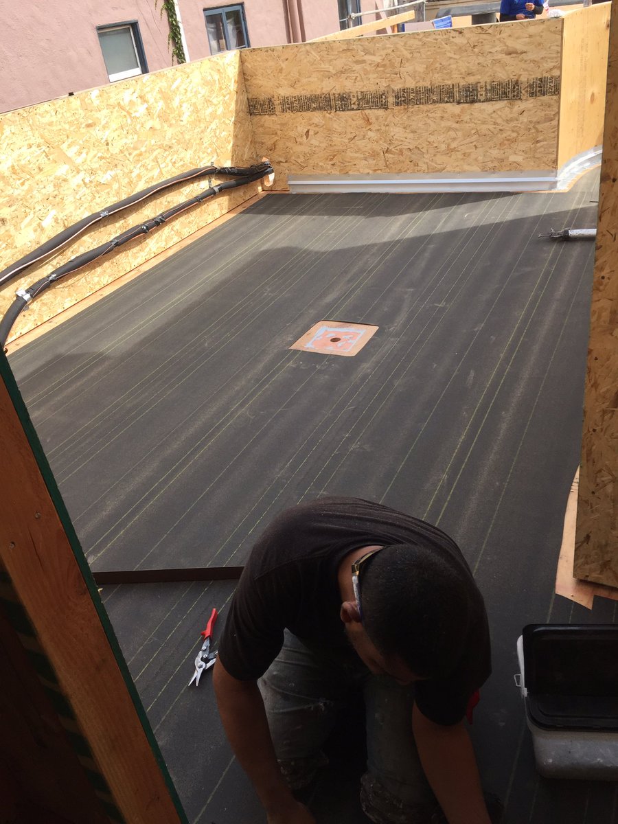 AAA_Contractor tweet picture