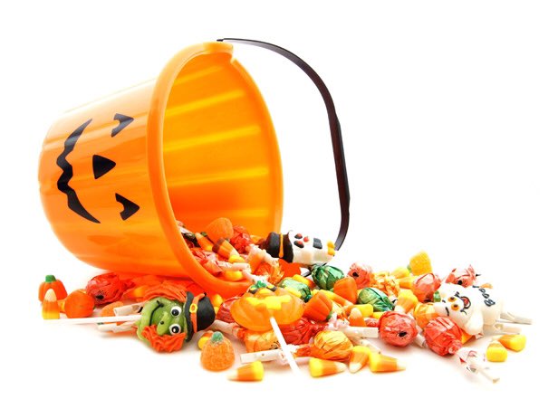 TheLHSStuCo's tweet photo. Find a StuCo member at break tomorrow to get a treat for Halloween!!! #HappyHalloweenLHS 🎃💛 https://t.co/a4h84A2x01