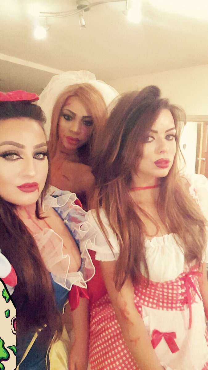 keisha123's tweet photo. Fun Halloween weekend with these two 👻🎃 https://t.co/cffXO95cMz