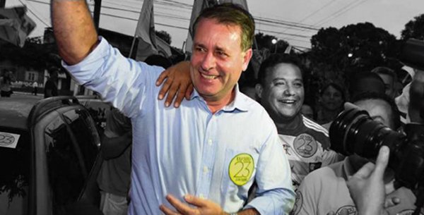 Luciano Rezende comemora vitória com aliados em Vitória 📝 ➡ leia.ag/90Lk0GI | #EleiçãoNoES