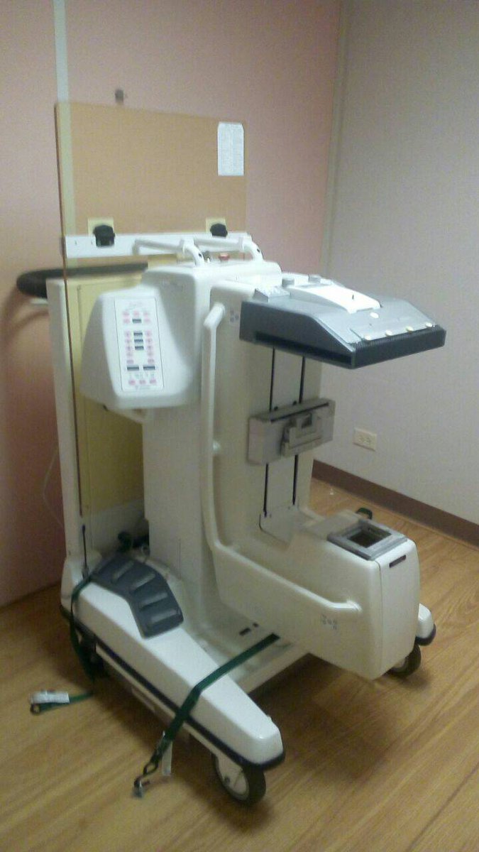 Omar_PrietoPSUV's tweet photo. Todo listo para mañana realizar la inauguración del Oncológico Génesis Petit #GrandesObras @NicolasMaduro @dcabellor https://t.co/ZBglL59pgq