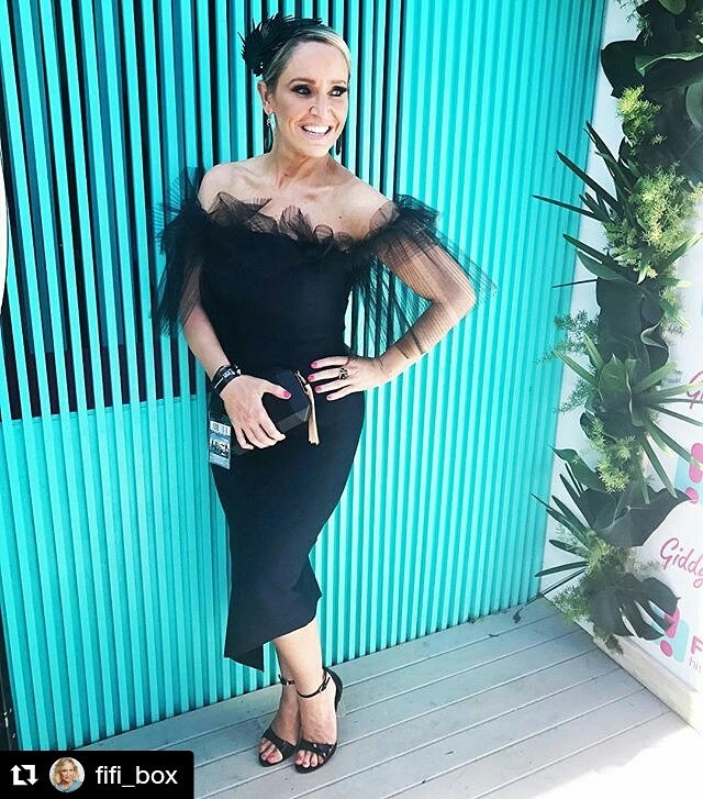 FotiniHatzis's tweet photo. This gorgeous girl @fifi_box I love her!!!
#hair #makeup #byme #derbyday #chic 😍😘❤ https://t.co/UTk0VWzl8r