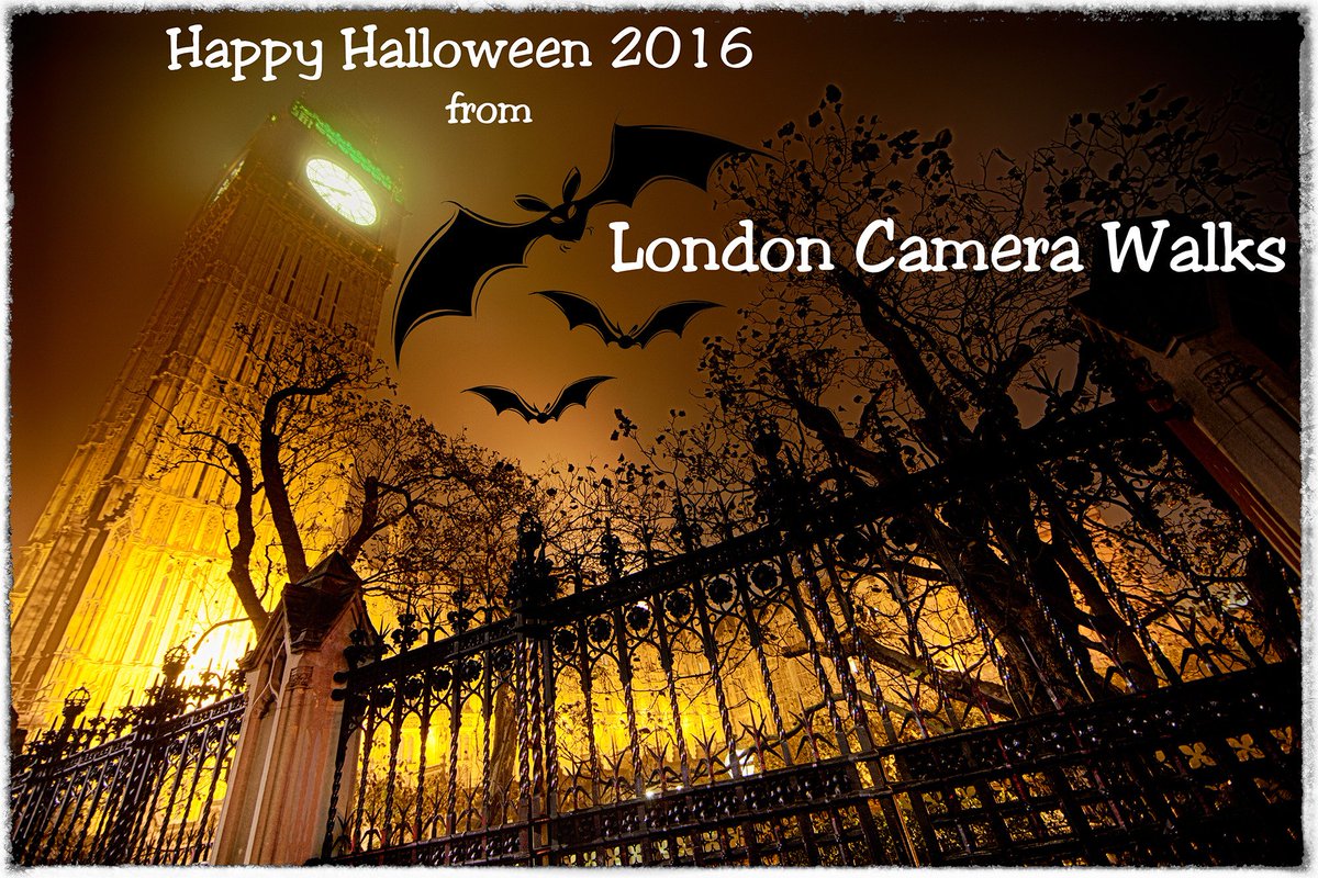 CameraWalks's tweet photo. Happy Halloween 2016 from London Camera Walks #BigBen #London #Halloween #BuckinghamPalace #HappyHalloween https://t.co/R5mxk2XjFk