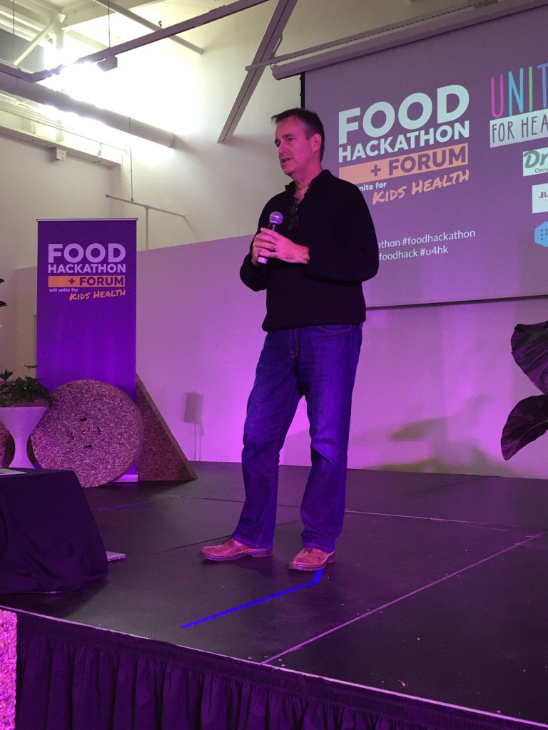Rob Case, CMO <a href="/NestleUSA/">Nestlé US</a> warming us up for <a href="/foodhackathon/">Food Hackathon</a> judging cc: <a href="/feketes/">Stephanie Naegeli</a> @timmywest <a href="/Ffoodinstitute/">FutureFoodInstitute</a>